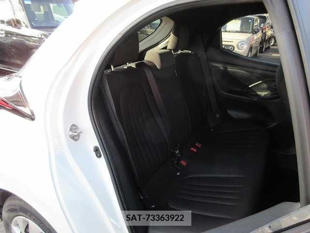 Toyota YARIS 2021-03 245950-13