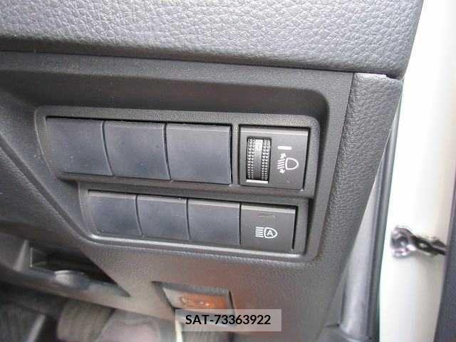 Toyota YARIS 2021-03 245950-7