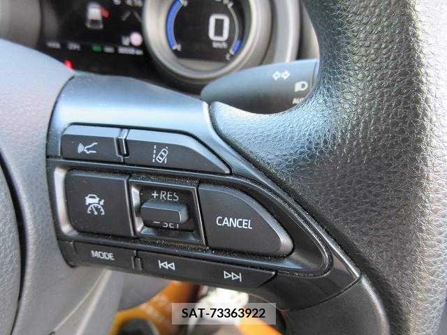 Toyota YARIS 2021-03 245950-9