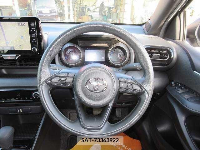Toyota YARIS 2021-03 245950-2