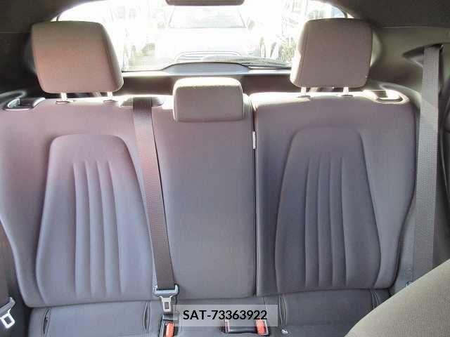Toyota YARIS 2021-03 245950-14