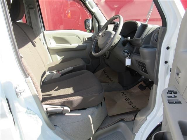 Nissan CLIPPER 2023-03 183452-3