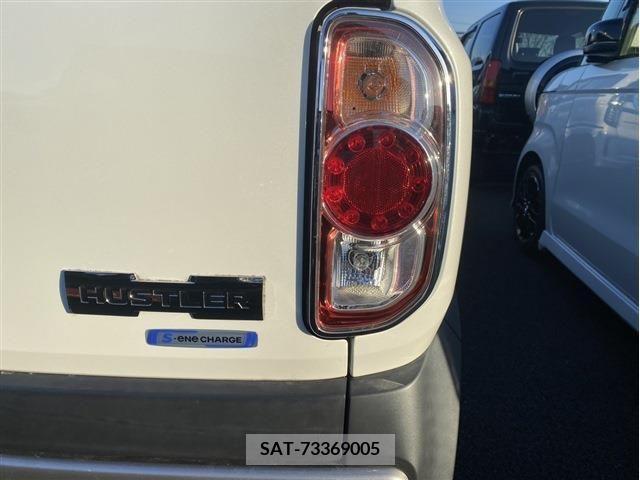 Suzuki HUSTLER 2017-05 220582-10