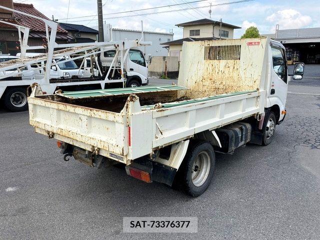 Hino DUTRO 2013-12 296678-4