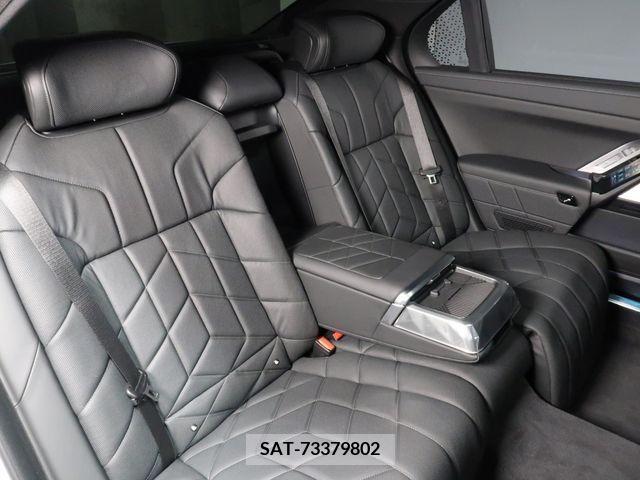 Bmw i7 2023-11 357147-8