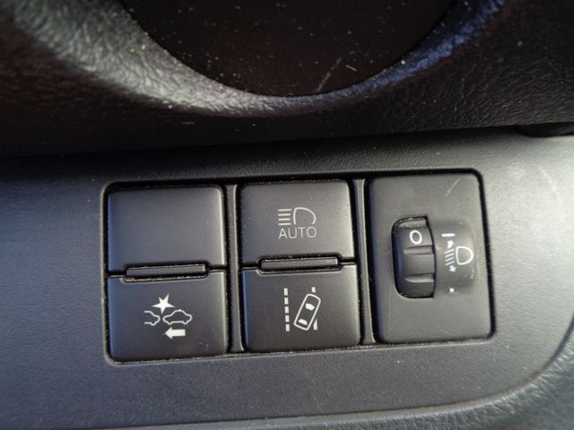Toyota SIENTA 2019-06 19582-15
