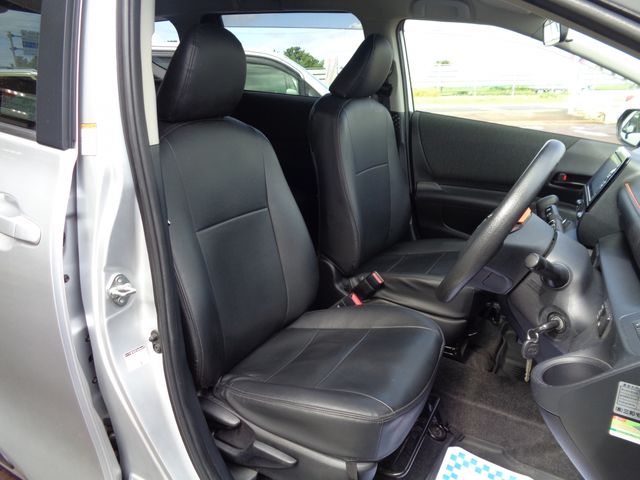 Toyota SIENTA 2019-06 19582-8