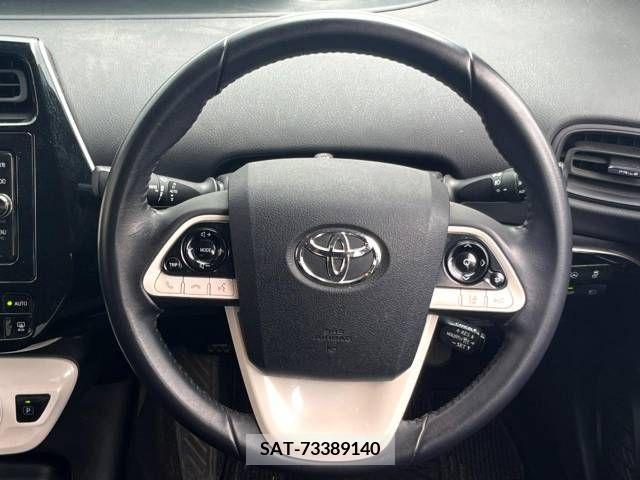 Toyota PRIUS 2017-10 385621-8