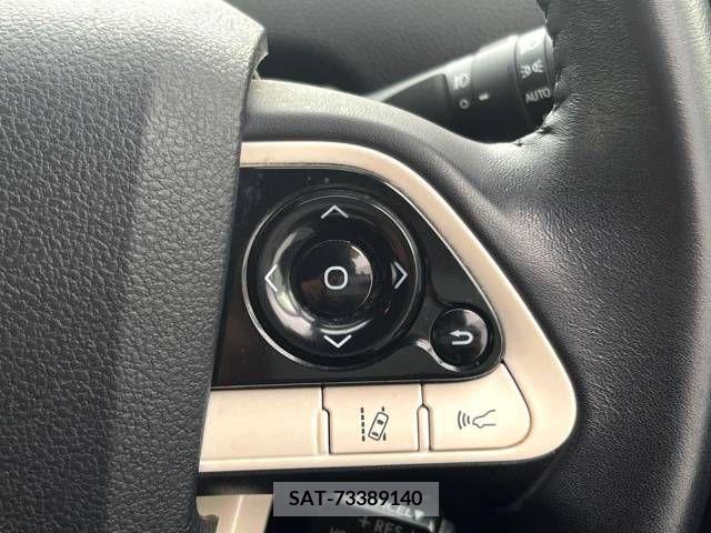 Toyota PRIUS 2017-10 385621-3