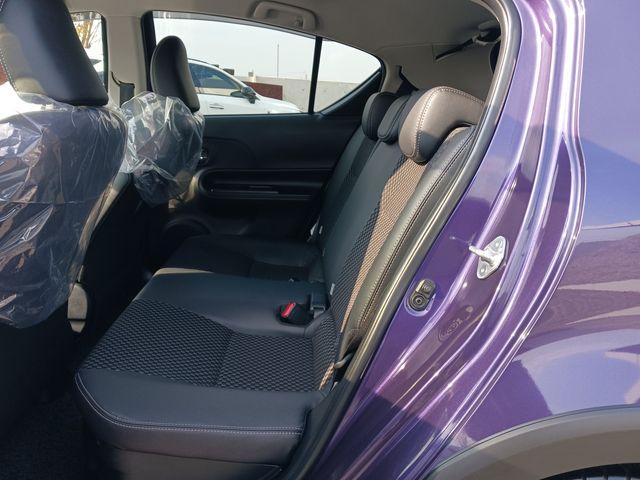 Toyota AQUA 2017-09 186351-22