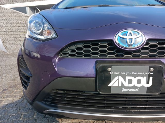 Toyota AQUA 2017-09 186351-5