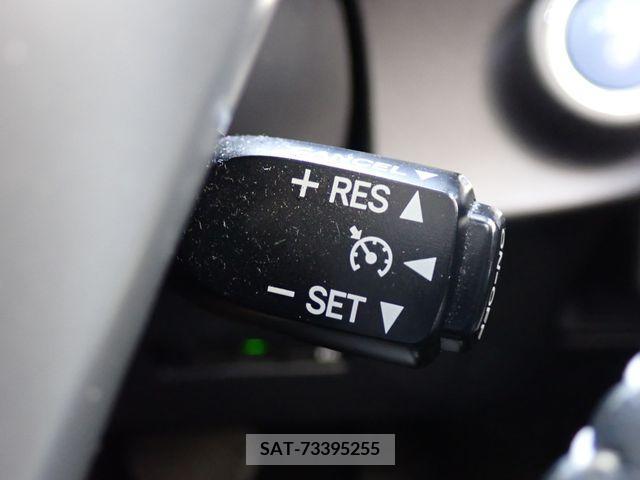 Toyota AQUA 2016-03 236840-16