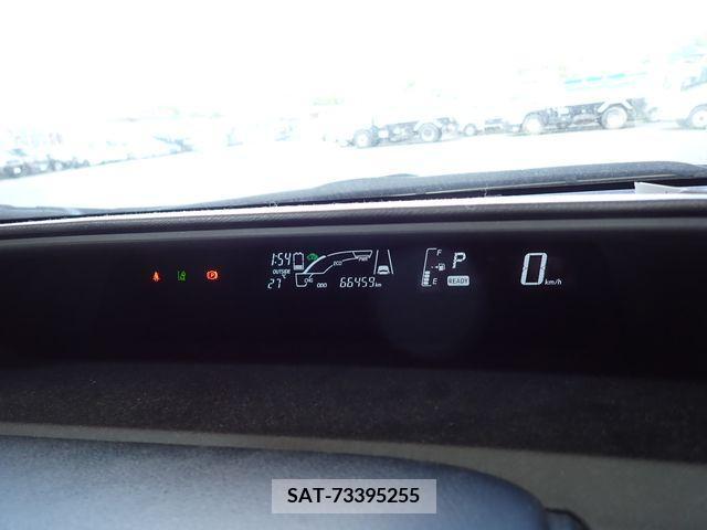 Toyota AQUA 2016-03 236840-14