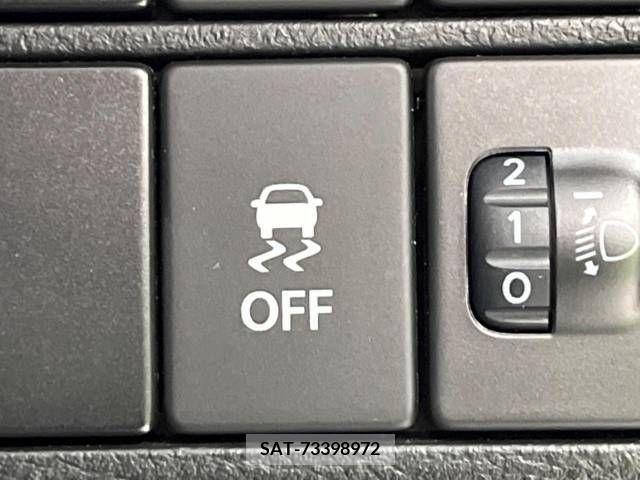 Suzuki ALTO 2019-01 382519-6