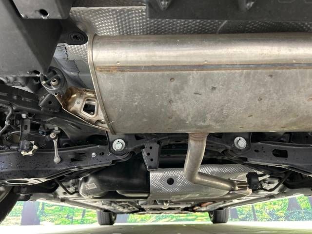 Toyota PRIUS 2019-07 28067-19