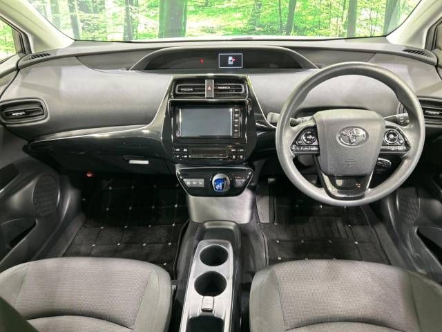 Toyota PRIUS 2019-07 28067-1