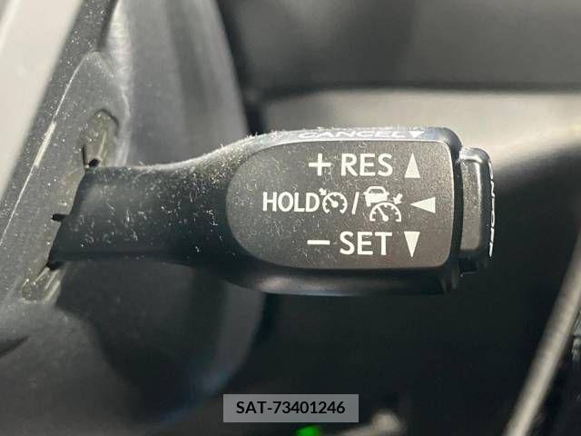 Toyota C-HR 2017-02 357823-5