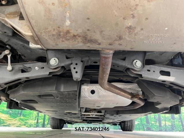 Toyota C-HR 2017-02 357823-19