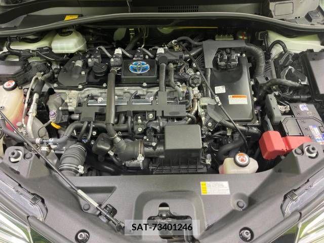 Toyota C-HR 2017-02 357823-18