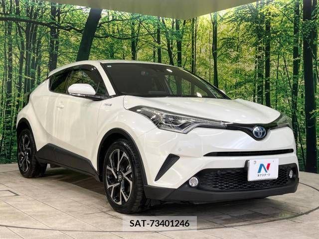 Toyota C-HR 2017-02 357823-16