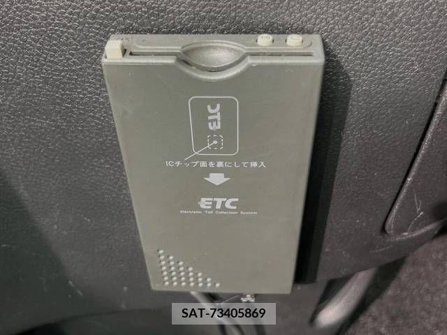 Nissan SERENA 2010-12 341791-7