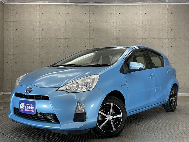 Toyota AQUA 2012-01 192138-0