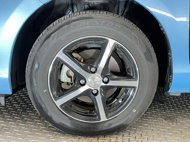 Toyota AQUA 2012-01 192138-11