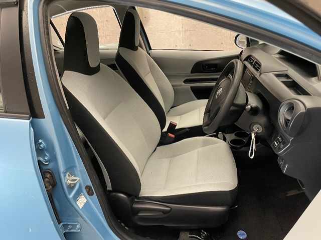 Toyota AQUA 2012-01 192138-12