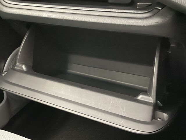Toyota AQUA 2012-01 192138-25