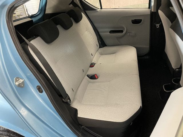 Toyota AQUA 2012-01 192138-13