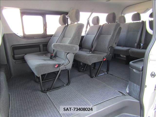 Toyota HIACE WAGON 2017-02 245798-19