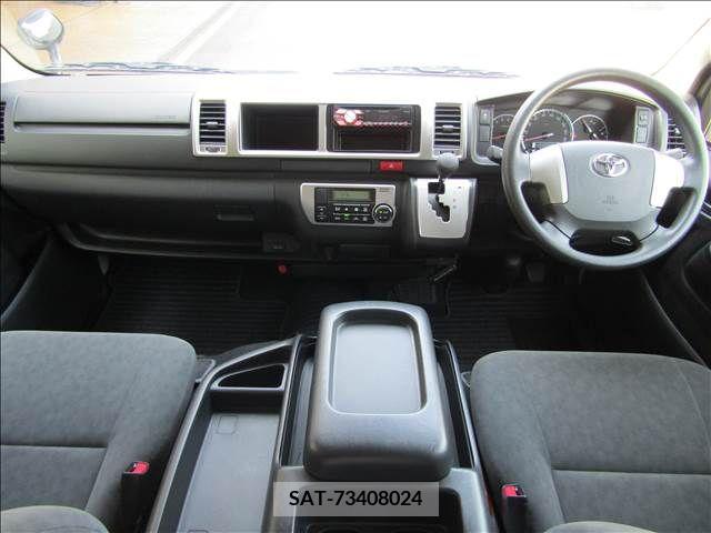 Toyota HIACE WAGON 2017-02 245798-1