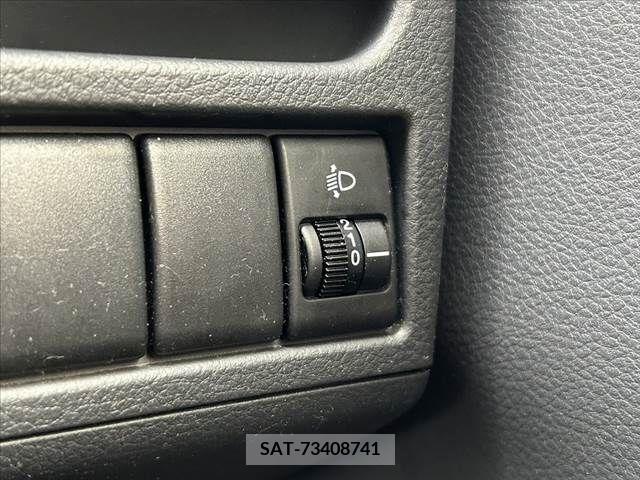 Suzuki WAGON R 2015-05 311755-21