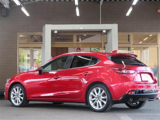 Mazda AXELA SPORT 2013-12 27278-1