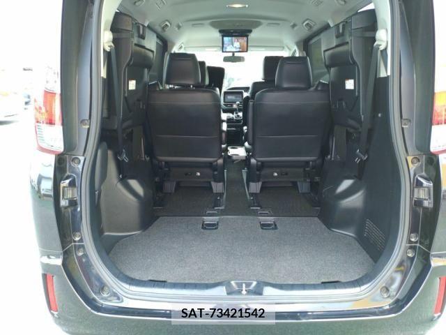 Toyota ESQUIRE 2015-03 385759-25