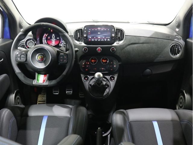 Abarth 695 2023-07 26824-9