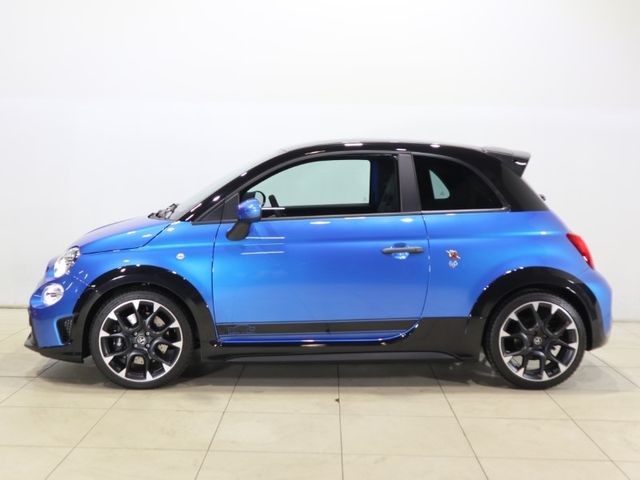 Abarth 695 2023-07 26824-4