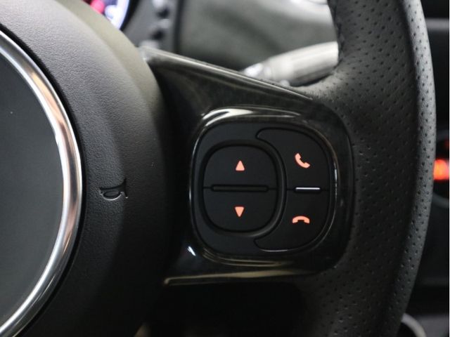 Abarth 695 2023-07 26824-21