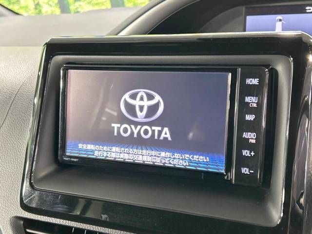 Toyota VOXY 2018-12 186202-3