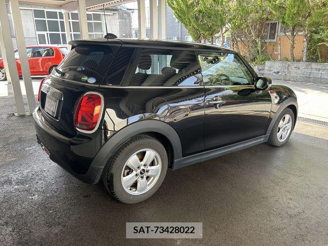Bmw MINI 2020-08 235643-4