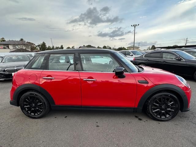 Bmw MINI 2023-03 195504-8