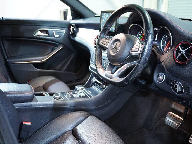 Amg CLA-CLASS 2016-11 187844-4