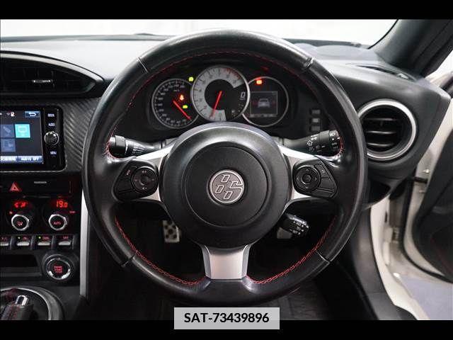 Toyota 86 2018-08 352711-9