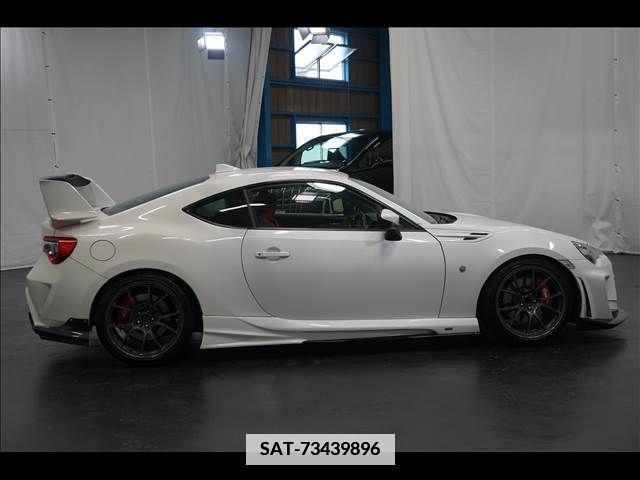 Toyota 86 2018-08 352711-15