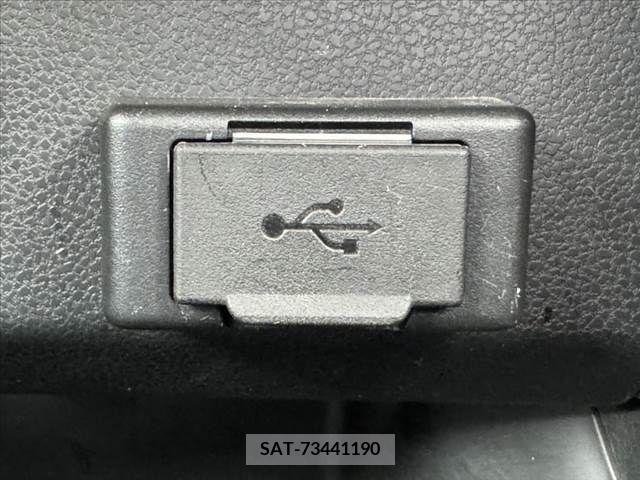 Honda FIT HYBRID 2012-05 348252-29