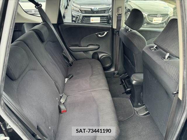 Honda FIT HYBRID 2012-05 348252-17