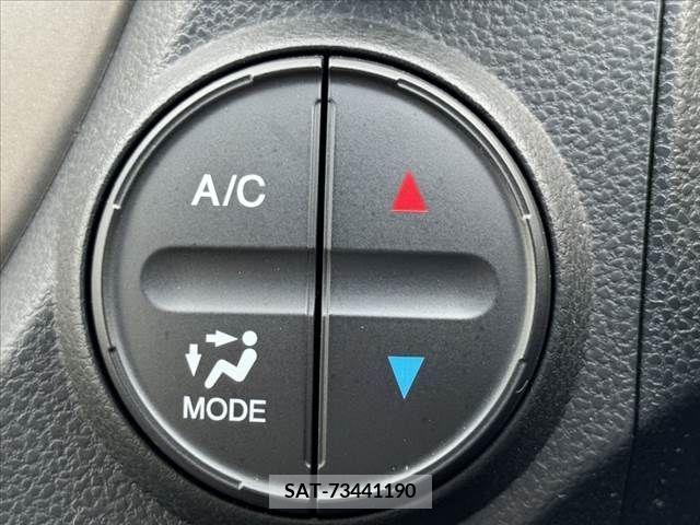 Honda FIT HYBRID 2012-05 348252-27