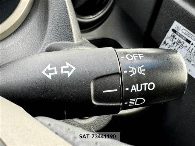 Honda FIT HYBRID 2012-05 348252-24