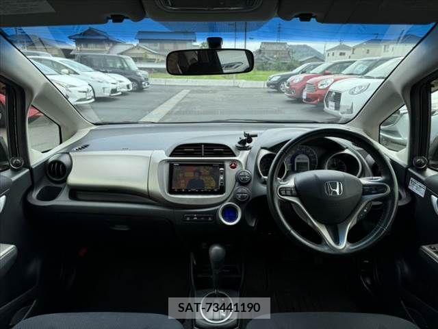 Honda FIT HYBRID 2012-05 348252-1