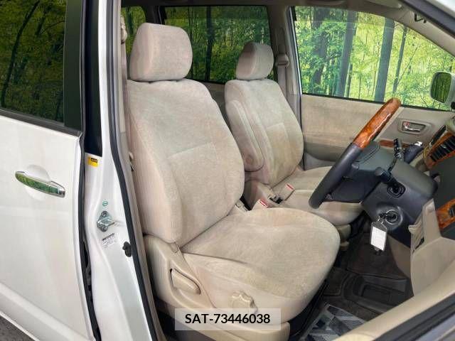 Toyota NOAH 2005-09 365119-7